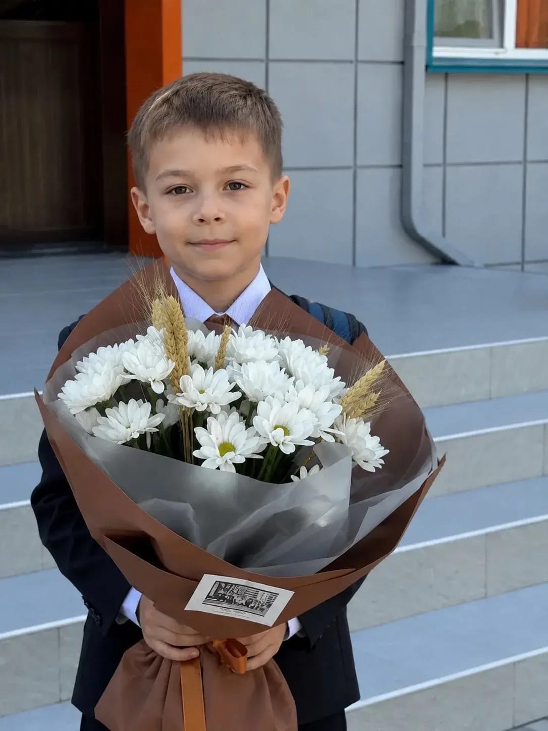 Моно из ромашковой хризантемы